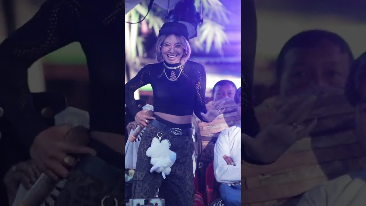 အုန်းစိန် ပြားချပ်ချပ်