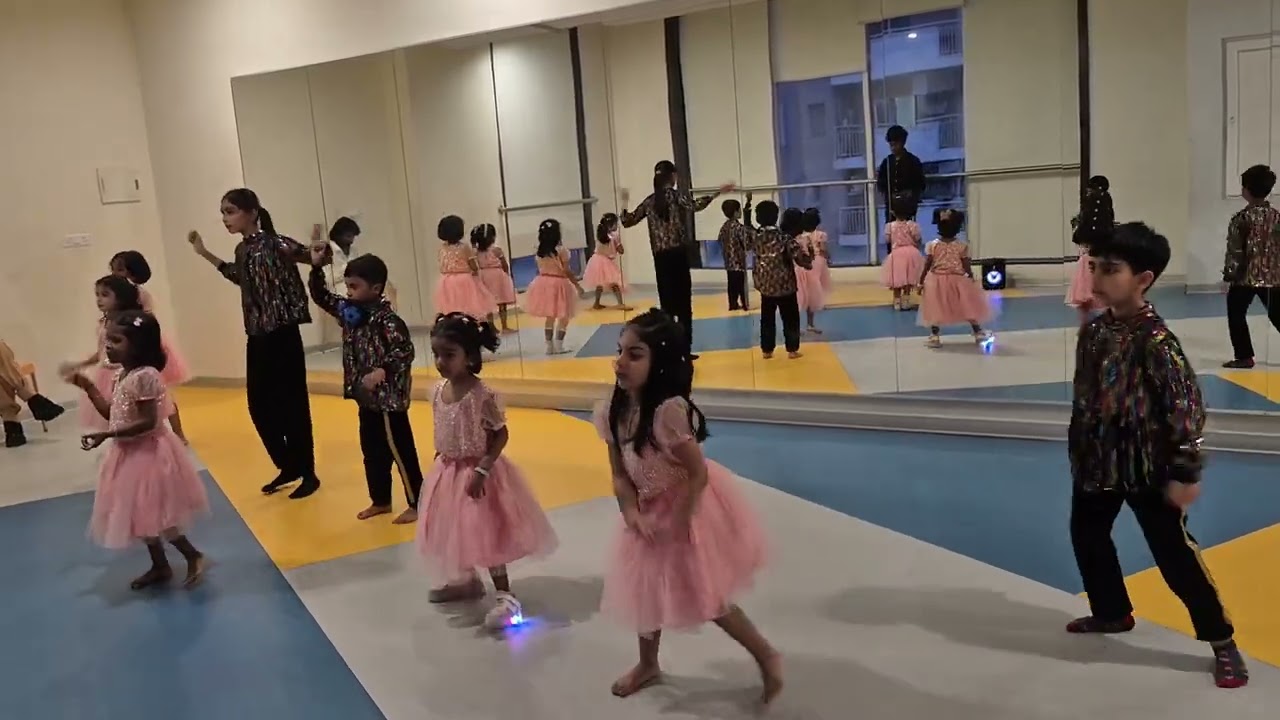 Wow Wonderful to see young ones preparing for a special occasion. We wish them all the very best 💃