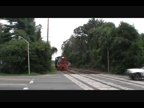 RARE, LIRR Work Train Extra with a single SW1001 on the Garden Mitchell Secondary.wmv