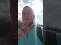 Поправьте мой воротник, пожалуйста