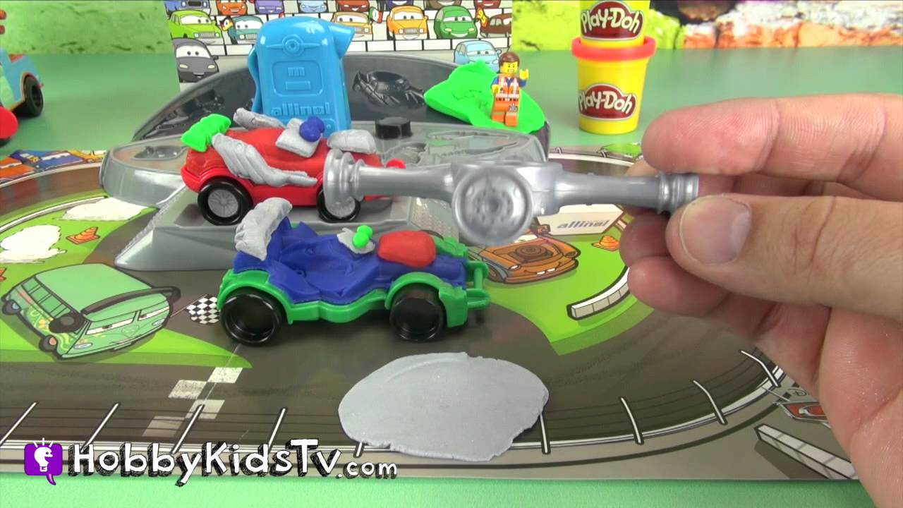 PlayDoh Cars2 Mold n GO! Lego Emmet + SpiderMan Saves! Surprise Egg by