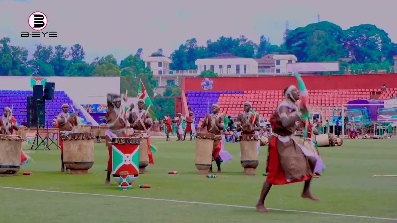 Irabire ubuhinga BIRINZI VYA NTARE b'i Muramvya bakoreye kuri stade Ingoma