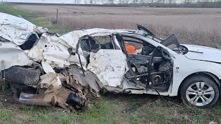 22.04.2024г - «Плакала перед бездыханным телом...». Обочечник попал под фуру в ДТП под Ульяновском.