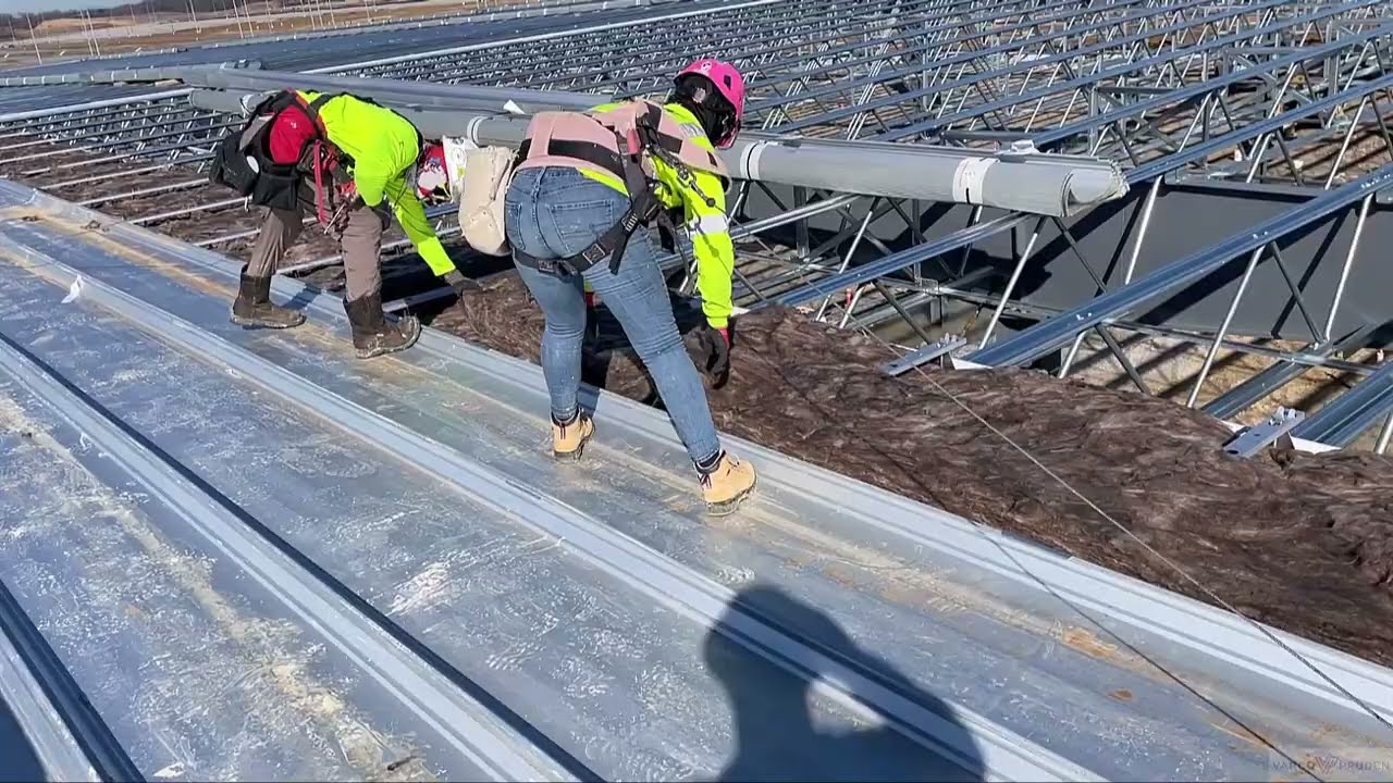 Varco Pruden Buildings - Micro Video for Erectors: ThermaLift Installation