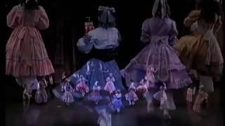 Les poupées / Dolls, Casse-Noisette (Nutcracker)