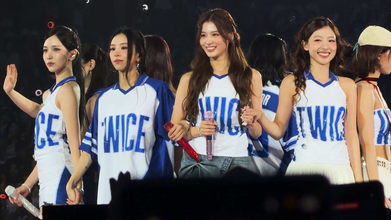 [4K] 251012 TWICE - SIGNAL + TALK THAT TALK (ENCORE) | TWICE TIF WORLD TOUR IN SINGAPORE DAY 2