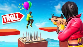 SHOOT The BALLOONS To TROLL THE DEATHRUNNER! (Fortnite Troll Deathrun)