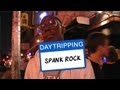 Capture de la vidéo Spank Rock - Drunk In The Park - Daytripping