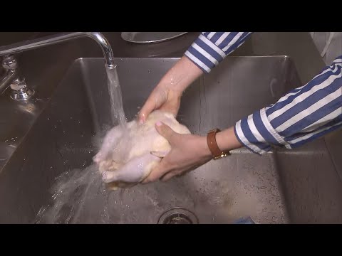 Video: Do not wash the meat before cooking. This is how you put yourself in danger