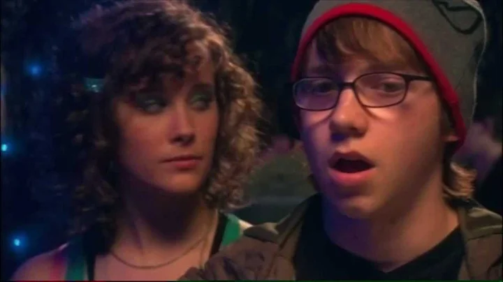 Cassie Reveals Sid And Michelle's Secret - Skins