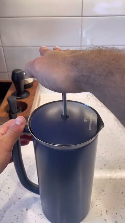 How to use a cafetière