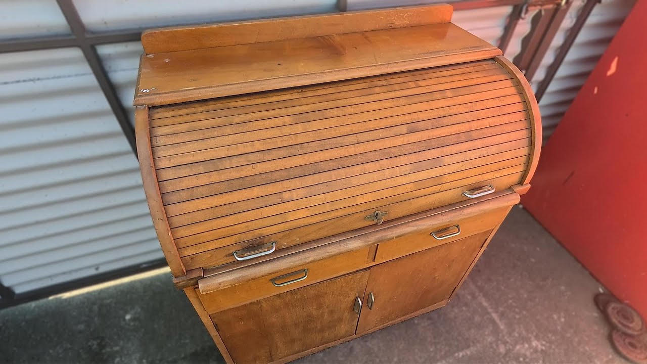 I restored this 1960s swedish rolling top desk.