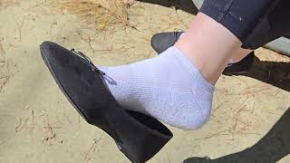 Gifted size 10 black flats, too big