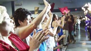 Video thumbnail of "A DIOS LE GUSTA HACER MILAGROS - MINISTERIO PASION POR LAS ALMAS - (VIDEO OFICIAL)"