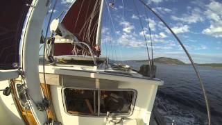 Gryphon - Fisher 37 - Motorsailing on Juan de Fuca