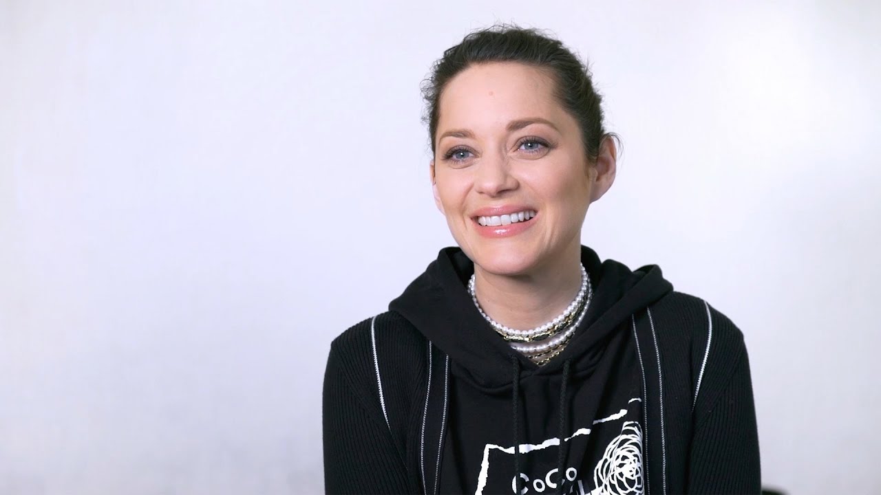 CHANEL N°5 Behind The Scenes: Reinterpreting the Dress for Marion Cotillard  — CHANEL Fragrance 