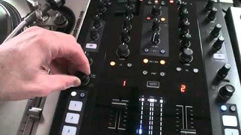 TRAKTOR KONTROL Z2  HOW TO USE THE LOOP FUNCTION