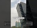 This window cleaner is a genius!! 😲🪟 ⁠⁠🎥: belialych via Collab
