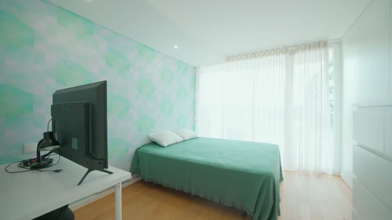 Apartamento T2 com Terraço e Garagem Dupla no Centro de Aveiro | Mobilado e Equipado