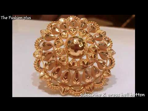 Graceful Curvy Gold Pola Ring