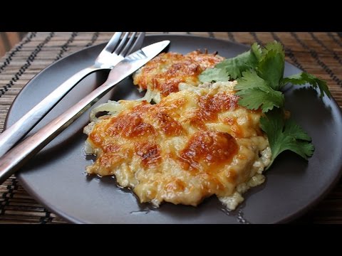 Мясо по-французски с картошкой в духовке / Классический рецепт Мясо по-французски с картошкой в духовке / Классический рецепт