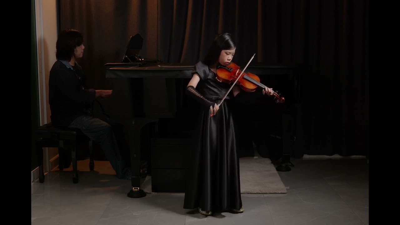 PATRICIA TEW/VIOLIN/SOLO/GROUP B JUNIOR