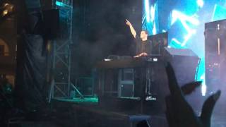 Martin Garrix: How Deep Is Your Love - live @ Ushuaia 19/08/2016