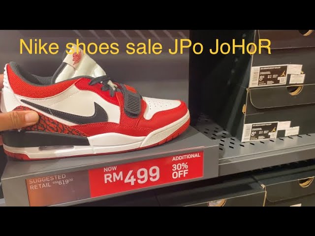 A Stopover At Johor Premium Outlet – JPO – footsteps……..by atok vlog