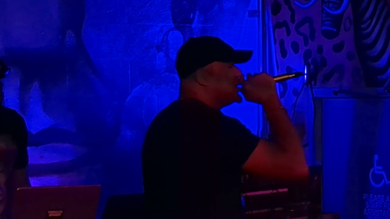 Skyzoo Performing "Eminent Domain" off 𝑻𝒉𝒆 𝑴𝒊𝒏𝒅 𝒐𝒇 𝑨 𝑺𝒂𝒊𝒏𝒕