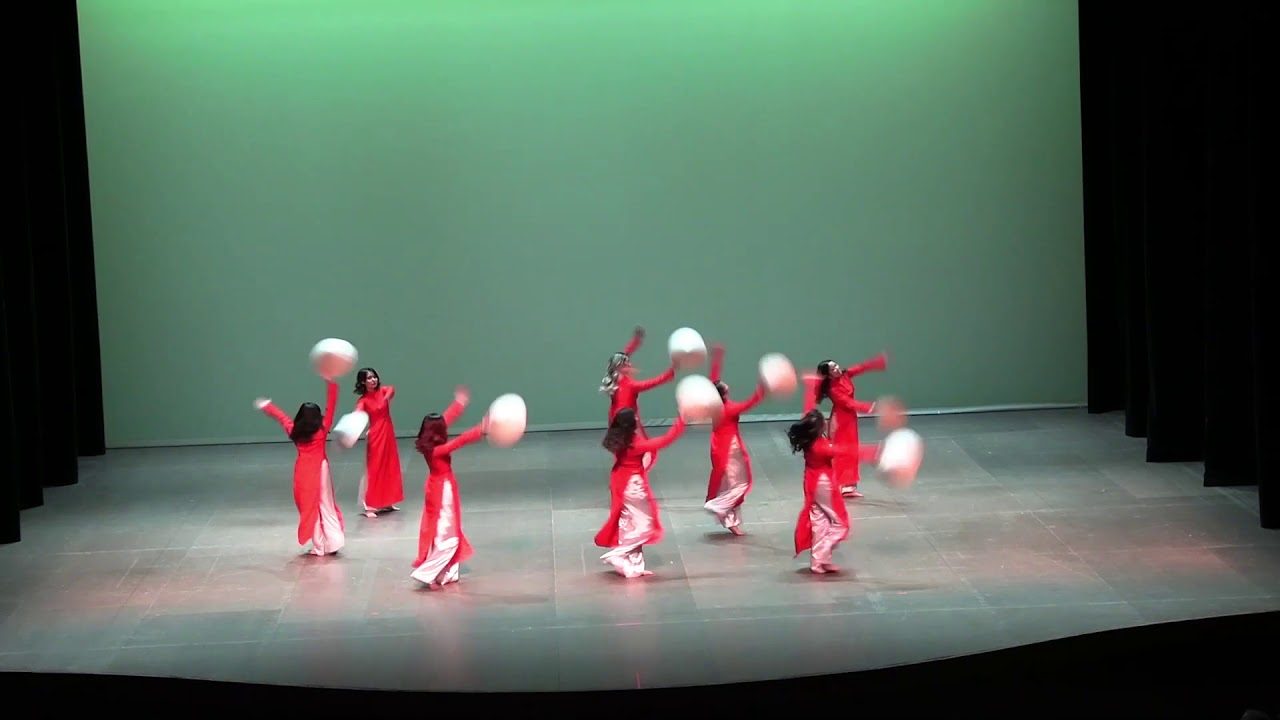 Đêm Việt Nam 2020 Girl Traditional