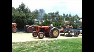 Nuffield 4/60 tractor pulling