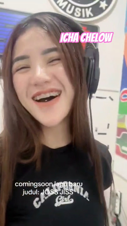 Icha Chelow sings the latest song entitled Tak Sogok Tak Sogok (Joss Jiss Tenan) #carnival #ichac...