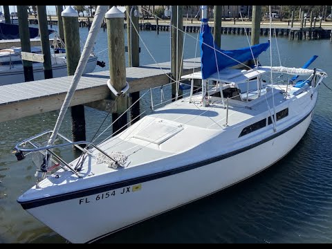 วีดีโอ: เจ้าของรีวิว MacGregor 26 Sailboat Models
