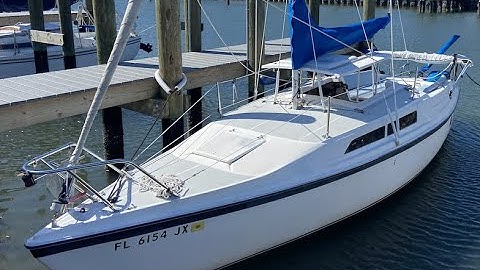 MacGregor 26D - Perfect First Starter Sailboat