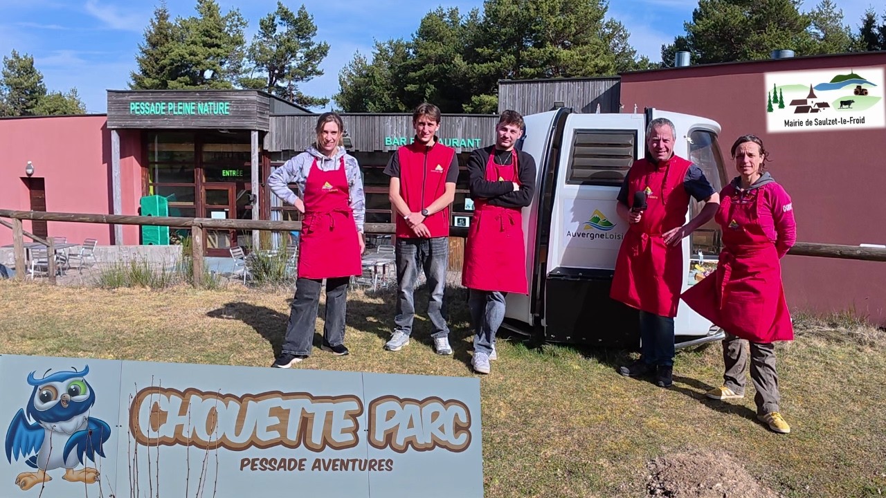 Le 𝐂𝐇𝐎𝐔𝐄𝐓𝐓𝐄 𝐏𝐀𝐑𝐂  est niché au cœur de la forêt domaniale de Pessade à Saulzet-le-Froid