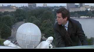 Pierce Brosnan roof Hotel Atlantic Kempinsky Tomorrow Never Dies1997