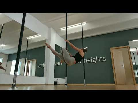 Tricks & Flow - Layback to Figurehead Spinning Pole Combo