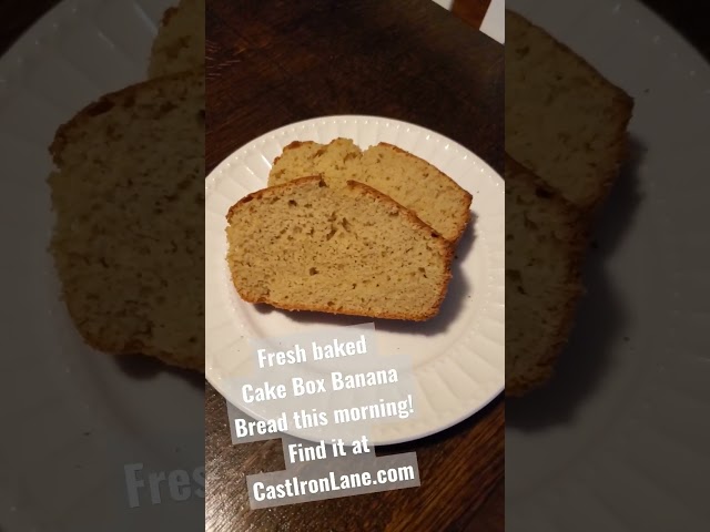 Freshly baked Cake Box Banana Bread this morning!  Find it at CastIronLane.com 🎂📦🍌🍞