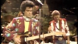 Watch Marty Stuart Busy Bee Cafe video