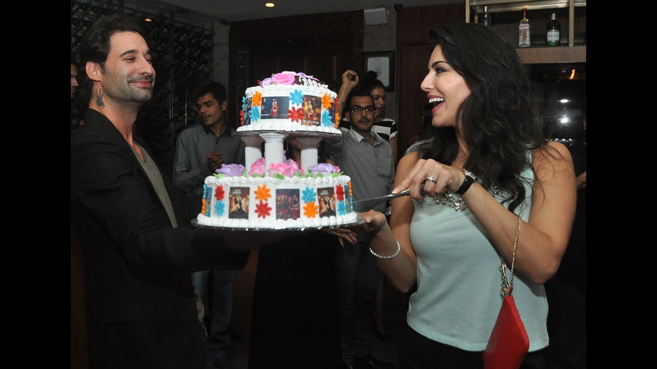 Sunny Leone Xvideo Co In - Watch: Sunny Leone's birthday bash on the sets of Tina and Lolo | India.com