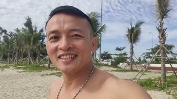 Về thăm quê tắm Biển Mỹ Khê - Quảng Ngãi thật trong lành và yên bình