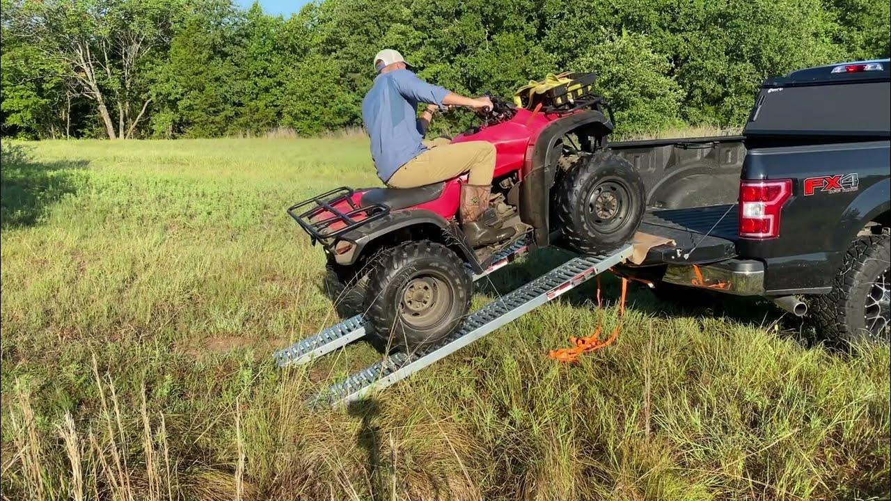84" Haul Master Harbor Freight Ramps. Set up, Loading and Unloading an