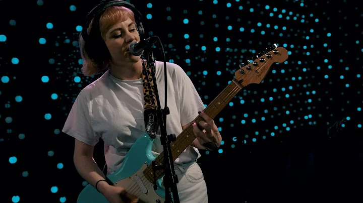 Doe - Cathy (Live on KEXP)