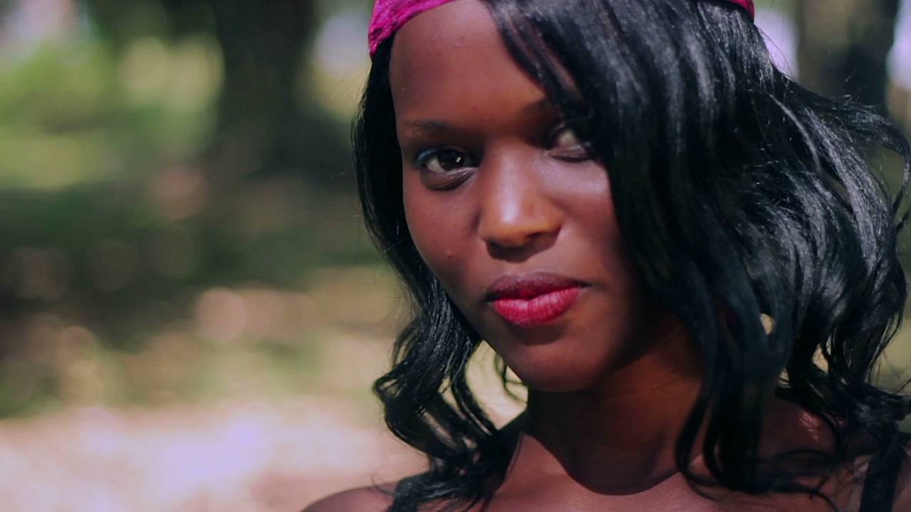 Acholi Rapper Lobby & King James   AmariI Love U