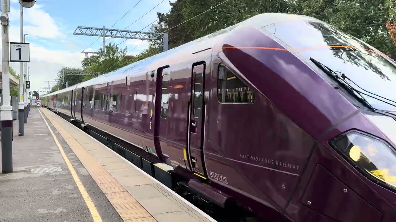 EMR Aurora Class 810  