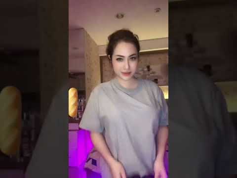 No bra tik tok challenge - beautiful girl #nobra undres movie