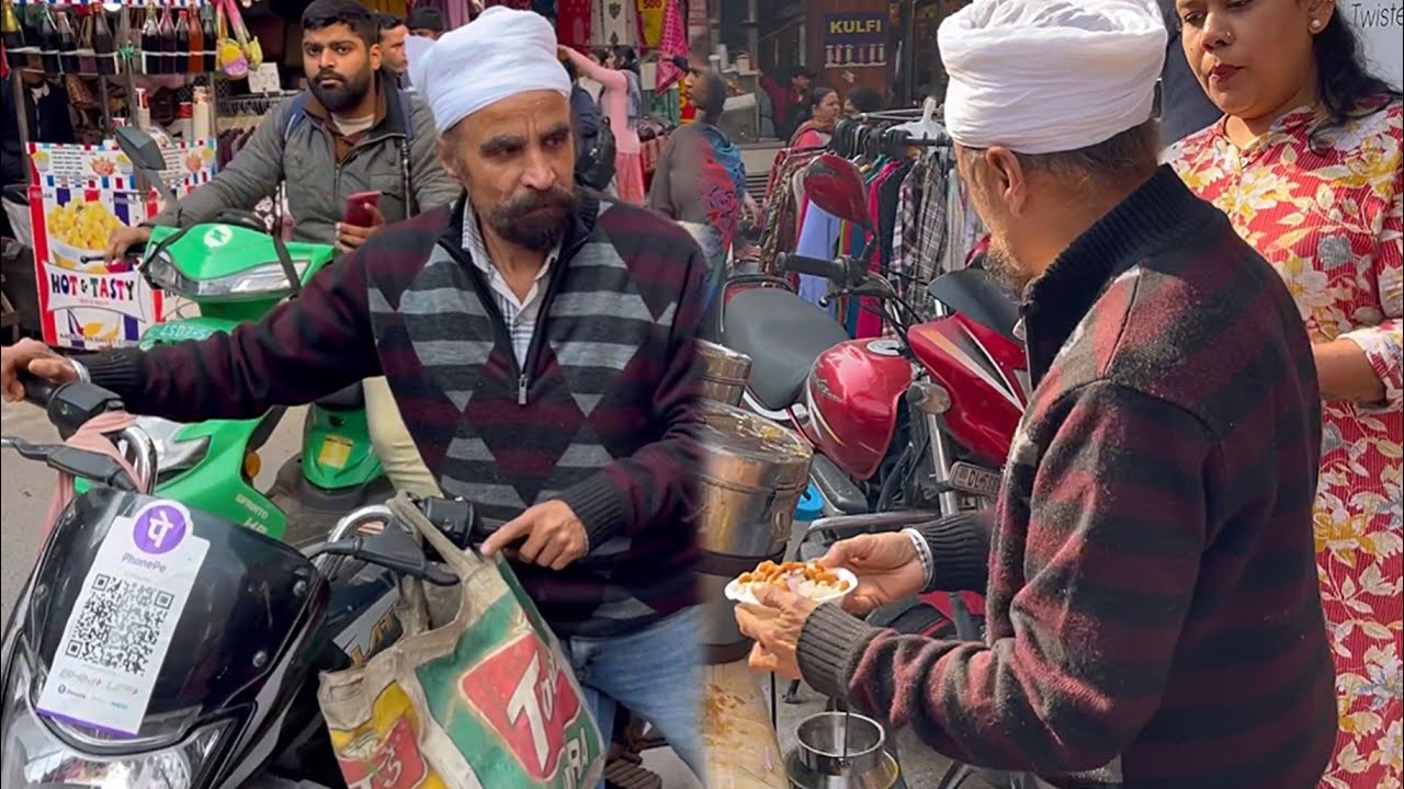 60 yrs Old Sikh man Motorbike food setup | Street food of India | 