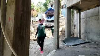 Wanita hebat jadi kuli bangunan