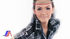 Tuty Wibowo - No Comment (Official Music Audio) - Durasi: 2:53. Tuty Wibowo - No Comment (Official Music Audio) - Durasi: 2:53.