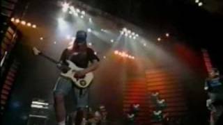 Ugly Kid Joe - Everything About You [Live MTV Movie Awards 1992] chords